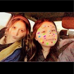 Meet your Posher, Carly